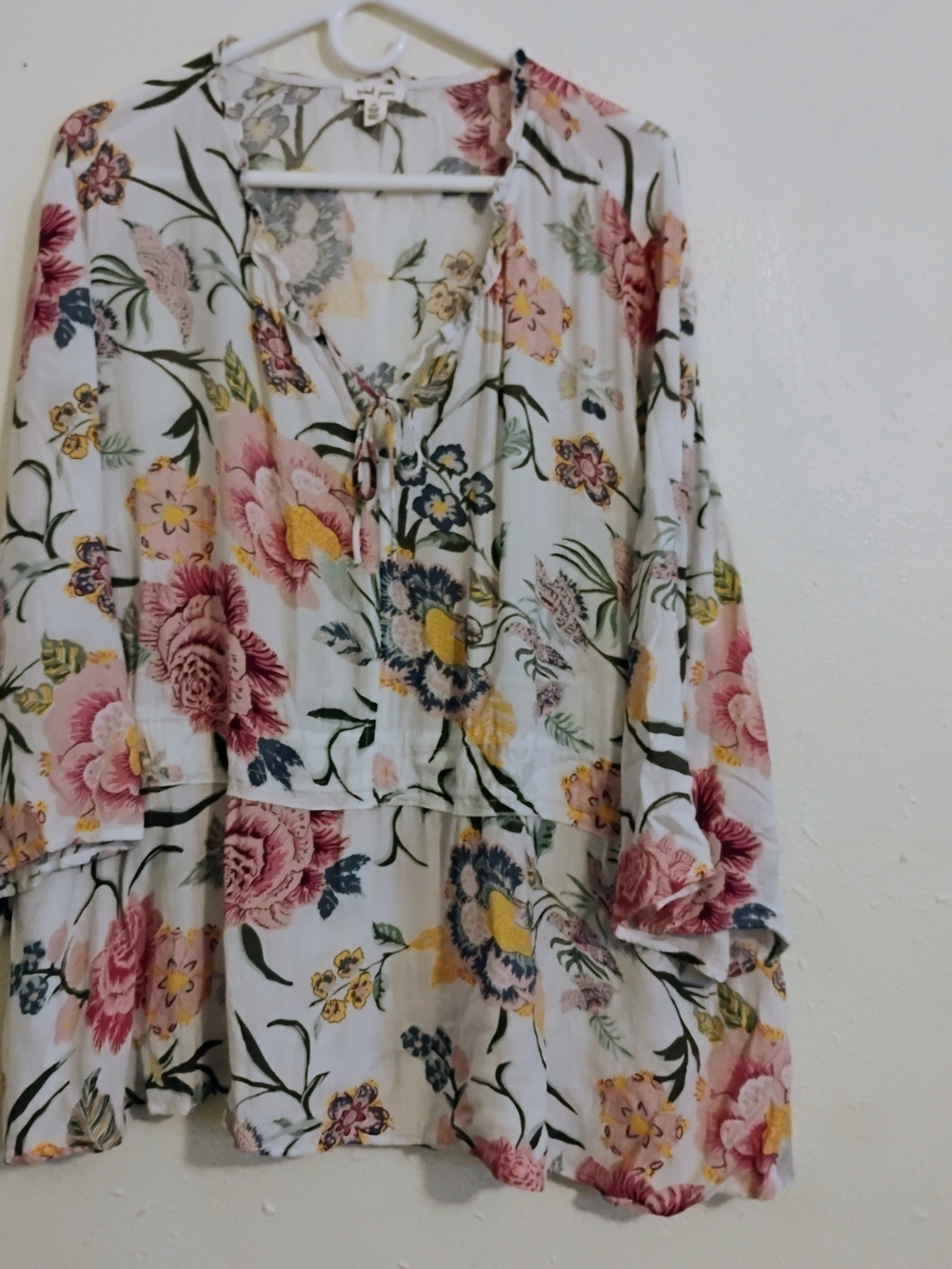 Women's Floral Tie-Neck Tunic Top - Pink/Yellow Floral
